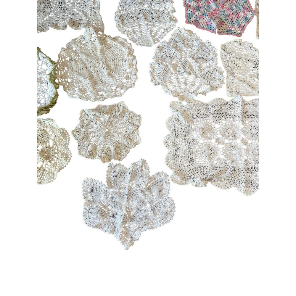 Vintage Crochet Doilies Lot Of 15 Various Sizes Dainty Wedding Country Cottage - Picture 7 of 7